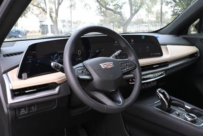 2024 Cadillac XT4 Luxury