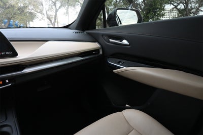 2024 Cadillac XT4 Luxury