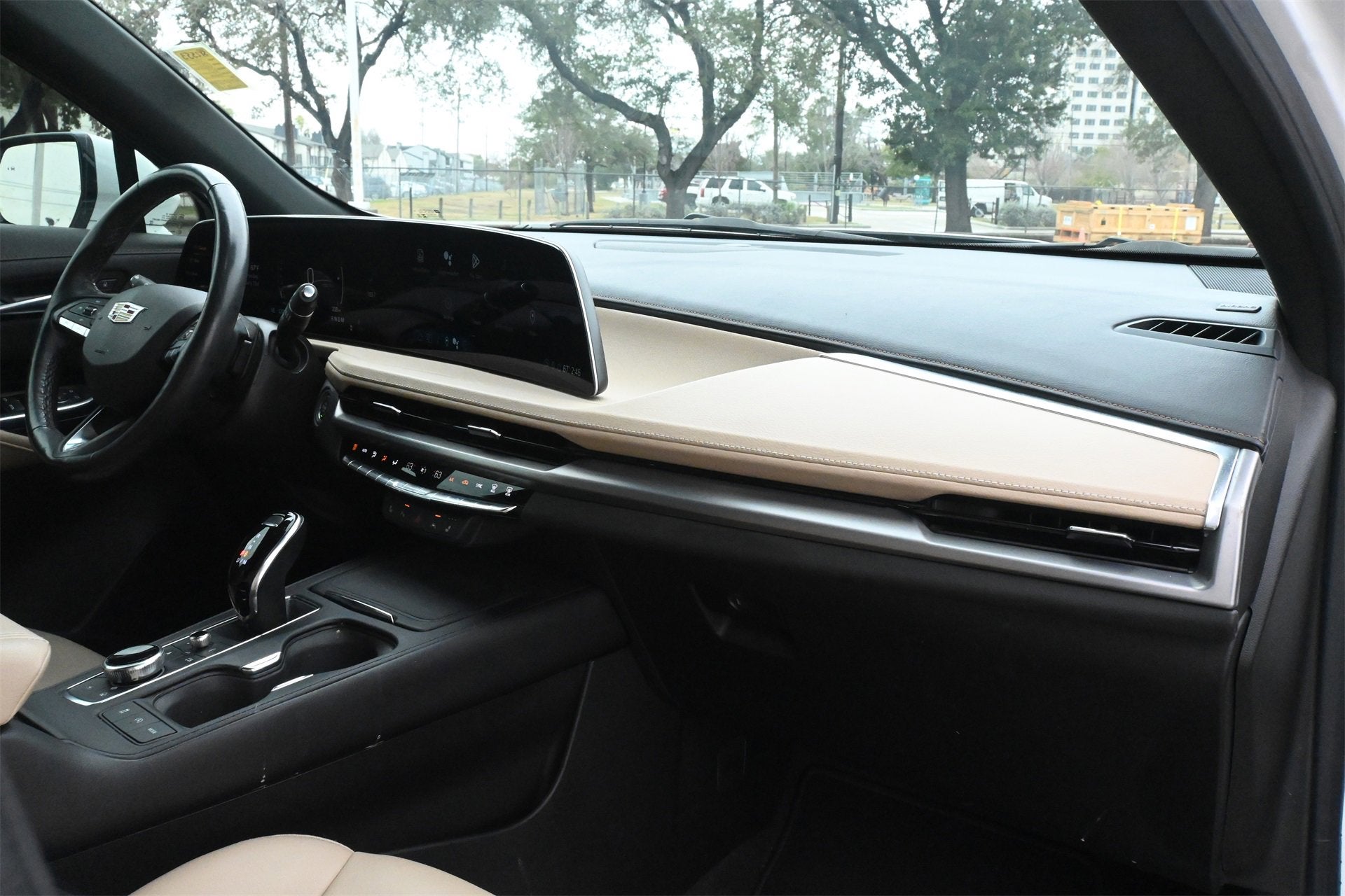 2024 Cadillac XT4 Luxury