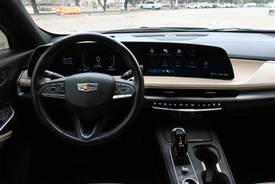 2024 Cadillac XT4 Luxury