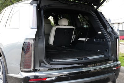 2026 Cadillac VISTIQ Luxury