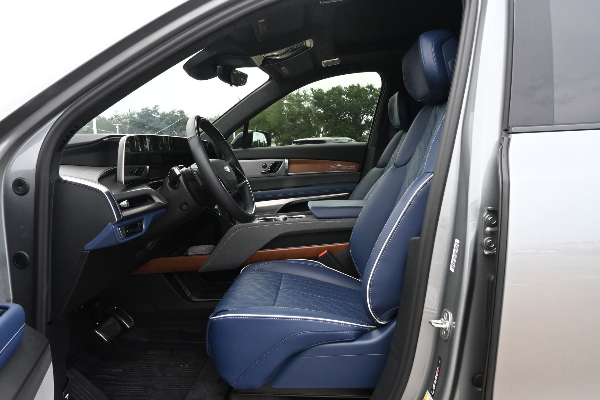 2026 Cadillac VISTIQ Premium Luxury