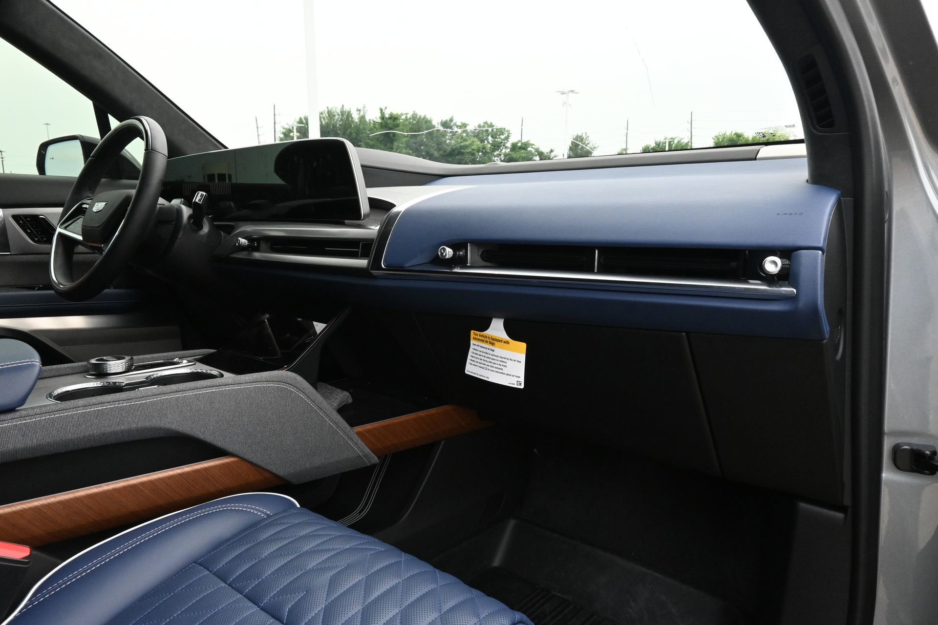 2026 Cadillac VISTIQ Premium Luxury