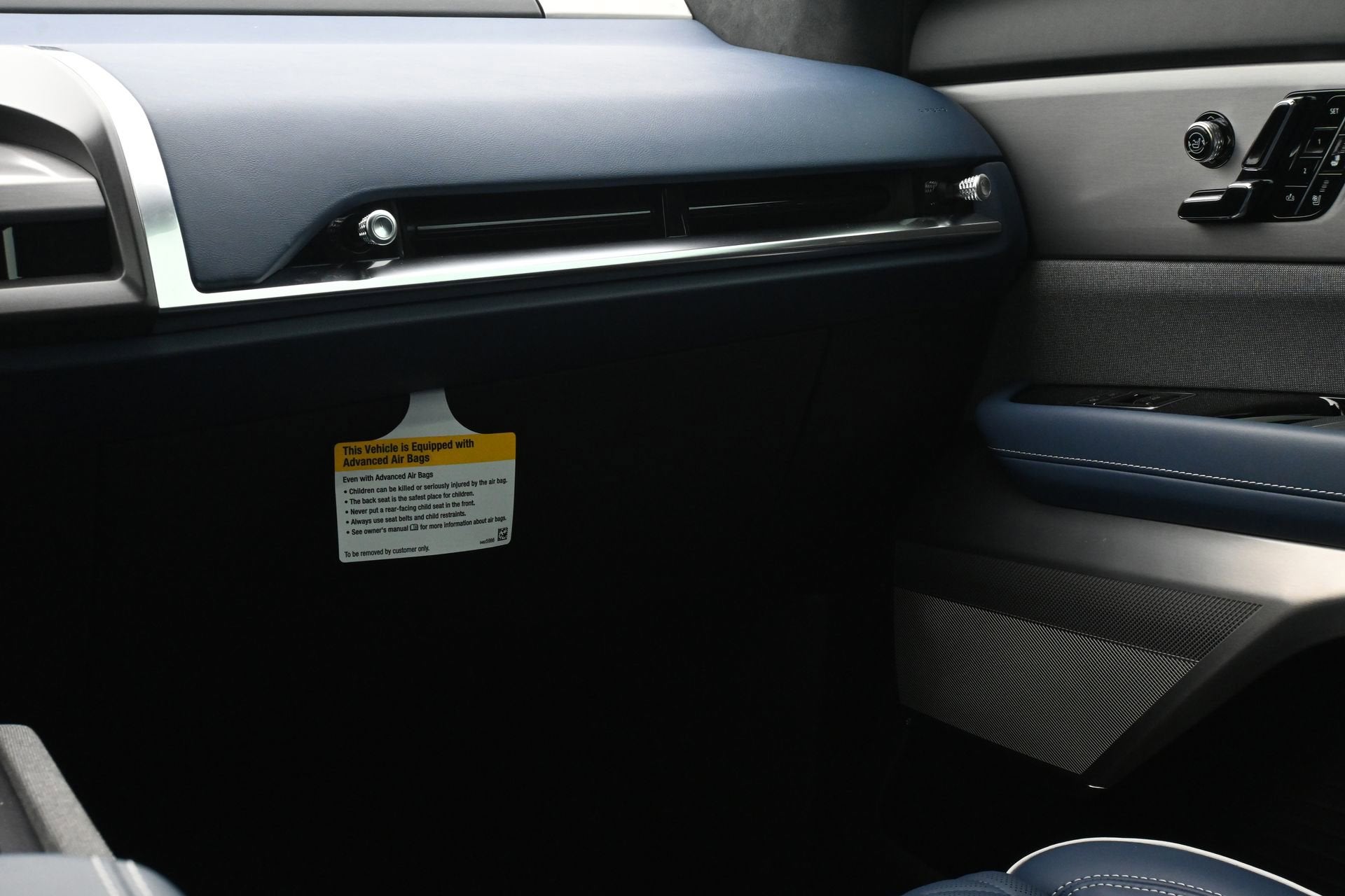 2026 Cadillac VISTIQ Premium Luxury