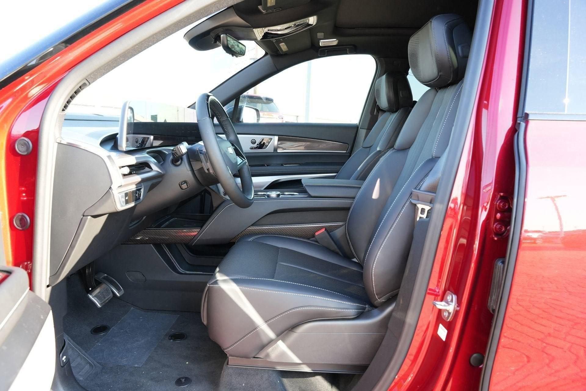 2026 Cadillac VISTIQ Sport