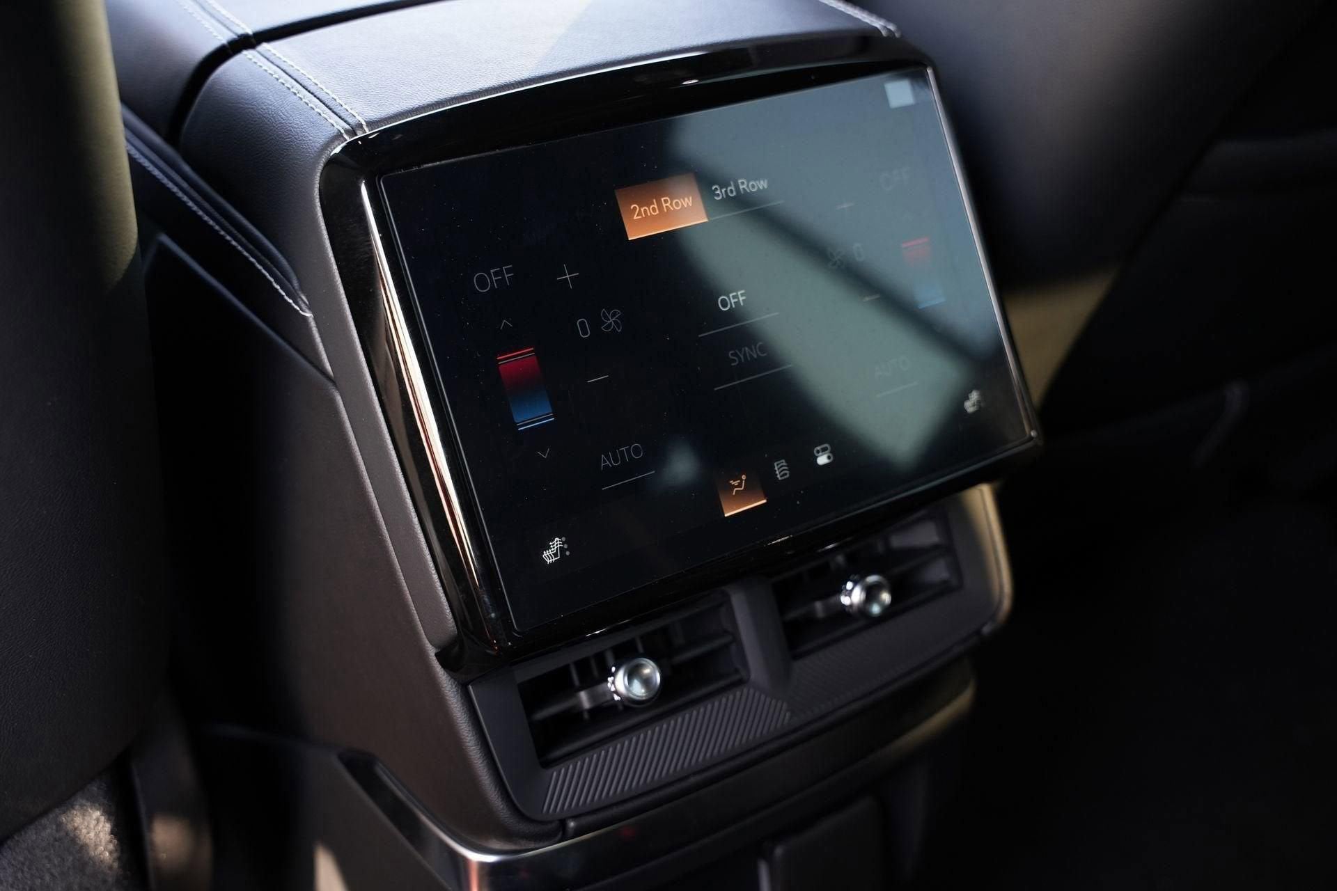 2026 Cadillac VISTIQ Sport