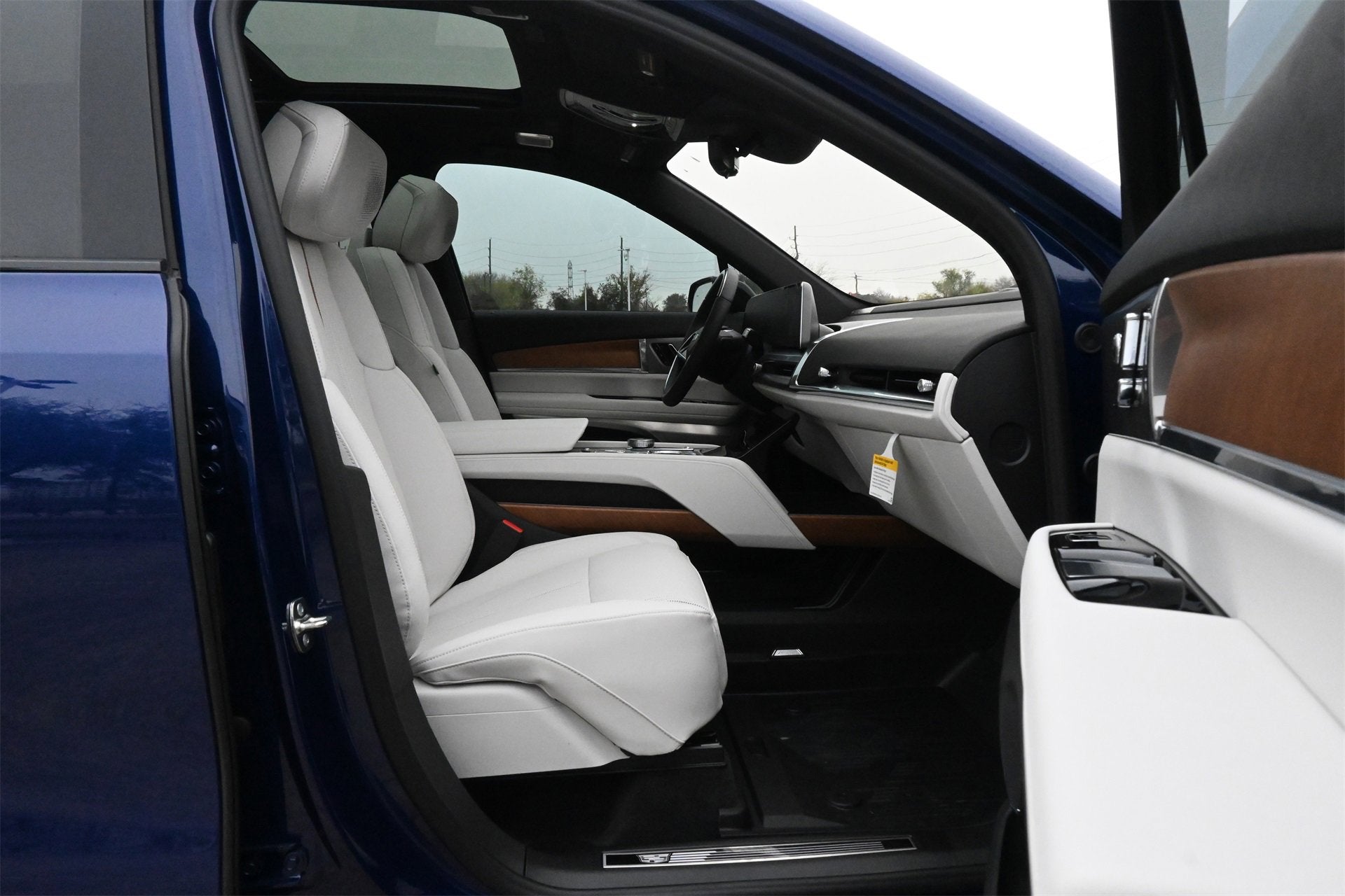 2026 Cadillac VISTIQ Sport