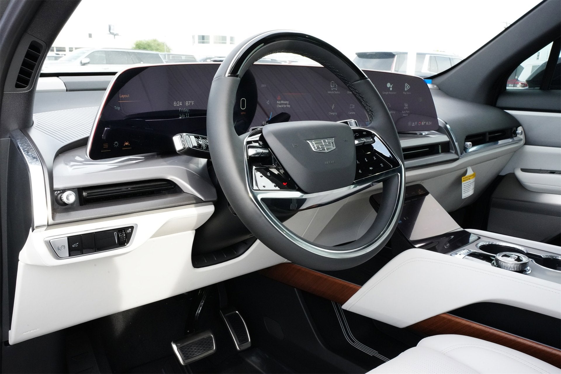 2026 Cadillac VISTIQ Sport