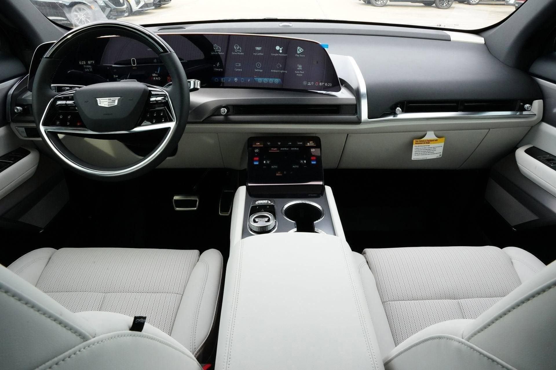 2026 Cadillac VISTIQ Sport