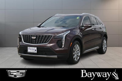 2022 Cadillac XT4 Premium Luxury