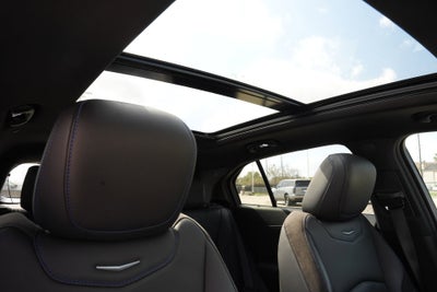 2024 Cadillac XT4 Sport