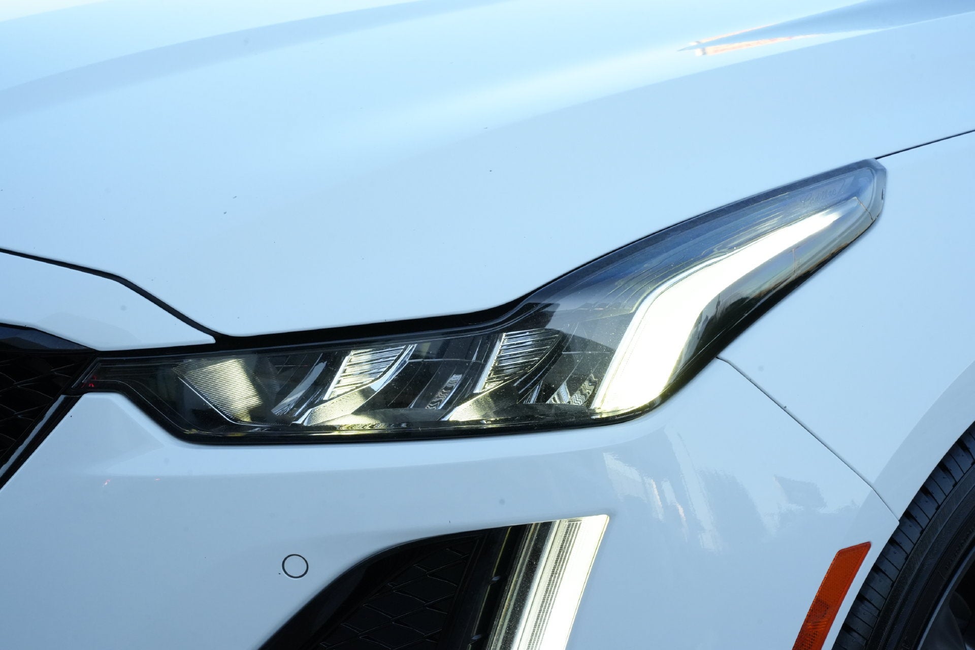 2025 Cadillac XT4 Sport