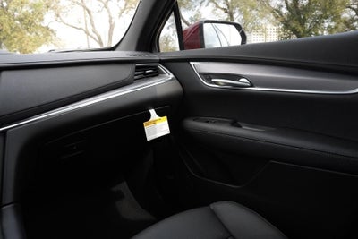 2026 Cadillac XT5 Luxury