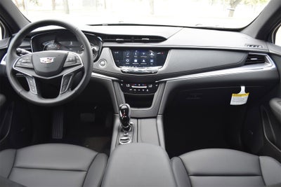 2025 Cadillac XT5 Luxury