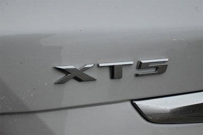 2026 Cadillac XT5 Luxury