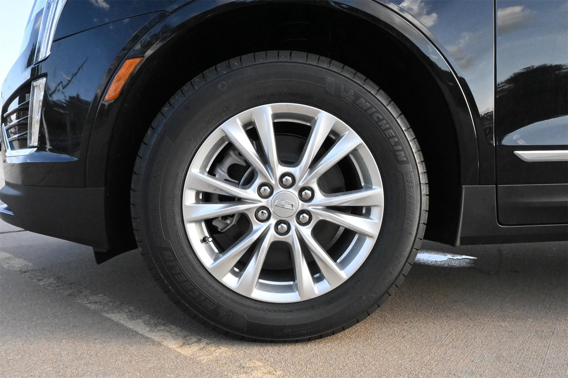 2026 Cadillac XT5 Luxury