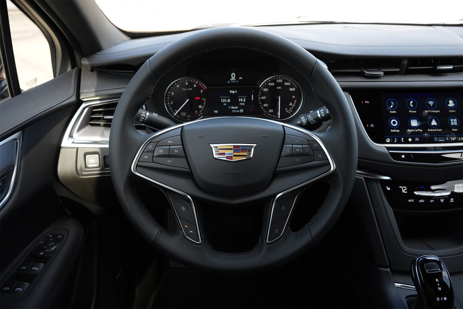 2026 Cadillac XT5 Luxury