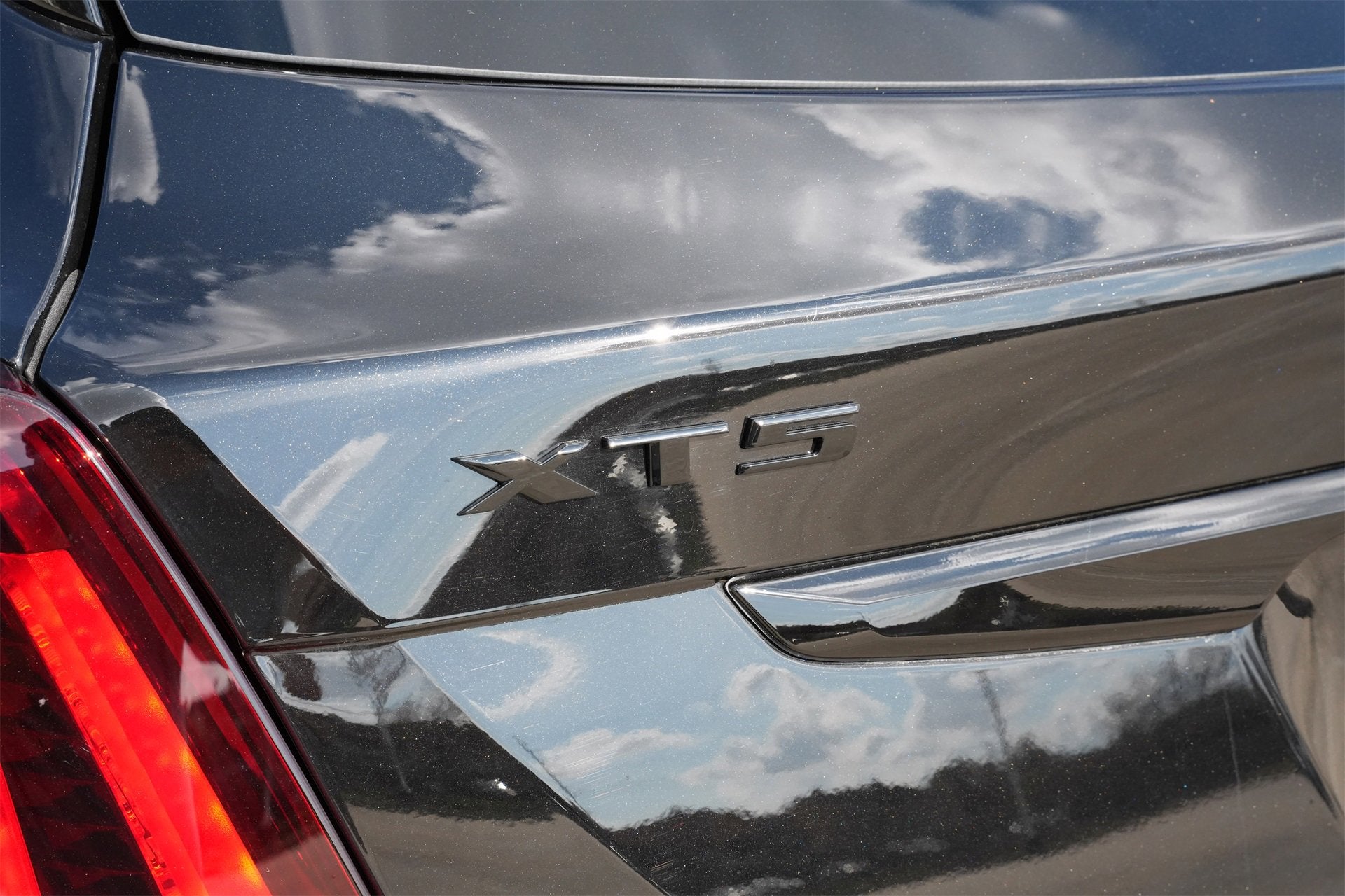 2026 Cadillac XT5 Luxury