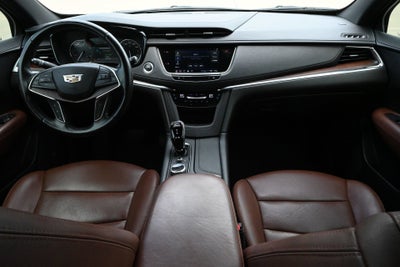 2022 Cadillac XT5 FWD Premium Luxury