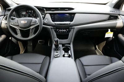 2025 Cadillac XT5 Sport