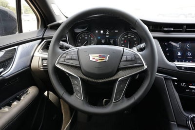 2025 Cadillac XT5 Sport