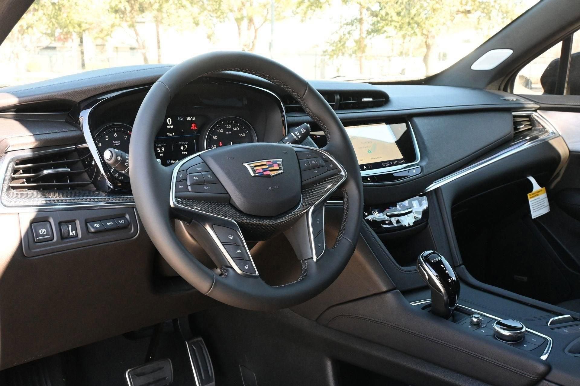 2026 Cadillac XT5 Sport