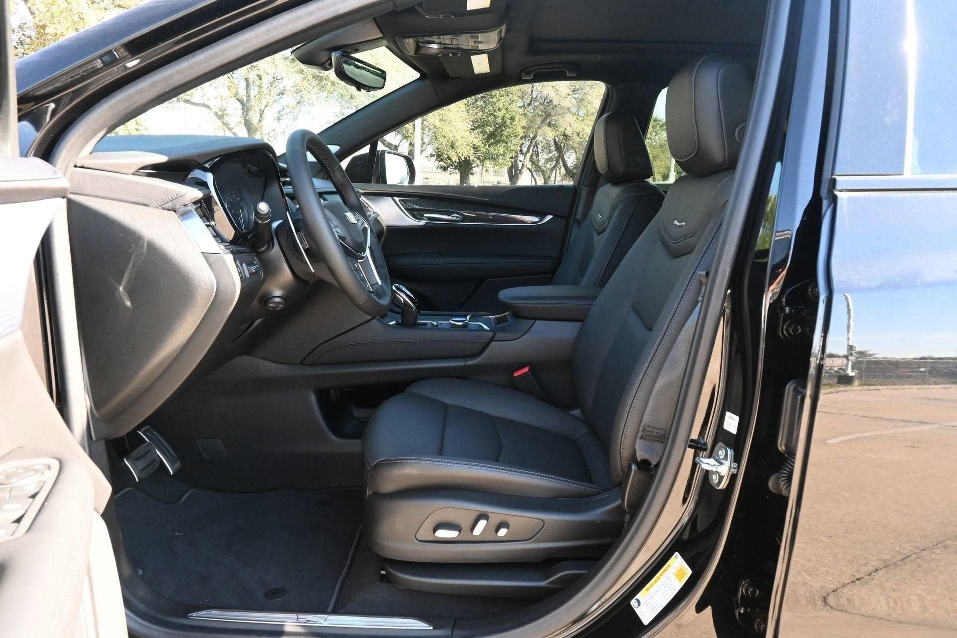 2026 Cadillac XT5 Sport