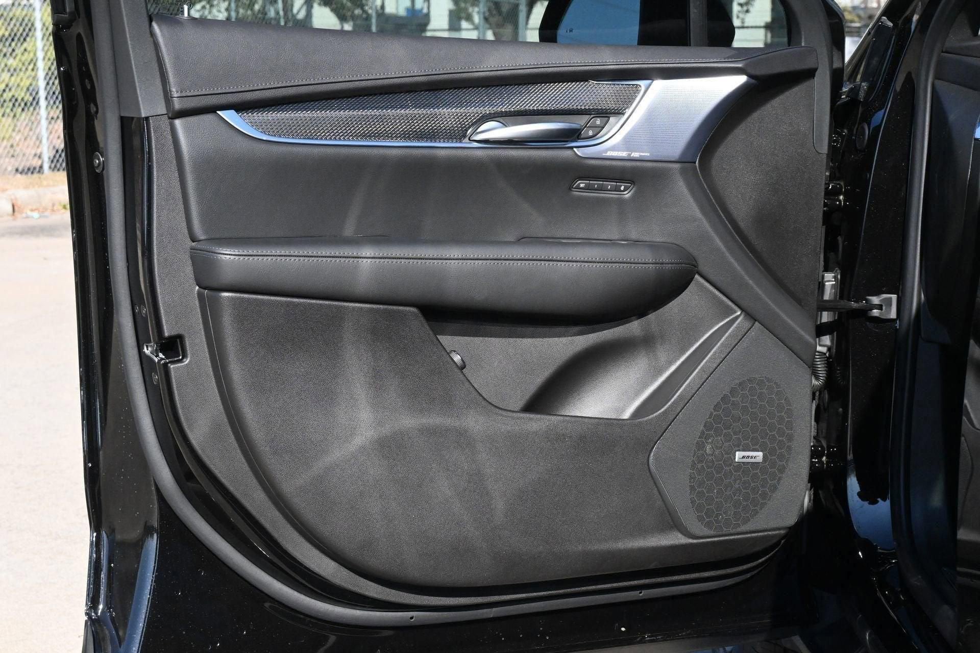 2026 Cadillac XT5 Sport