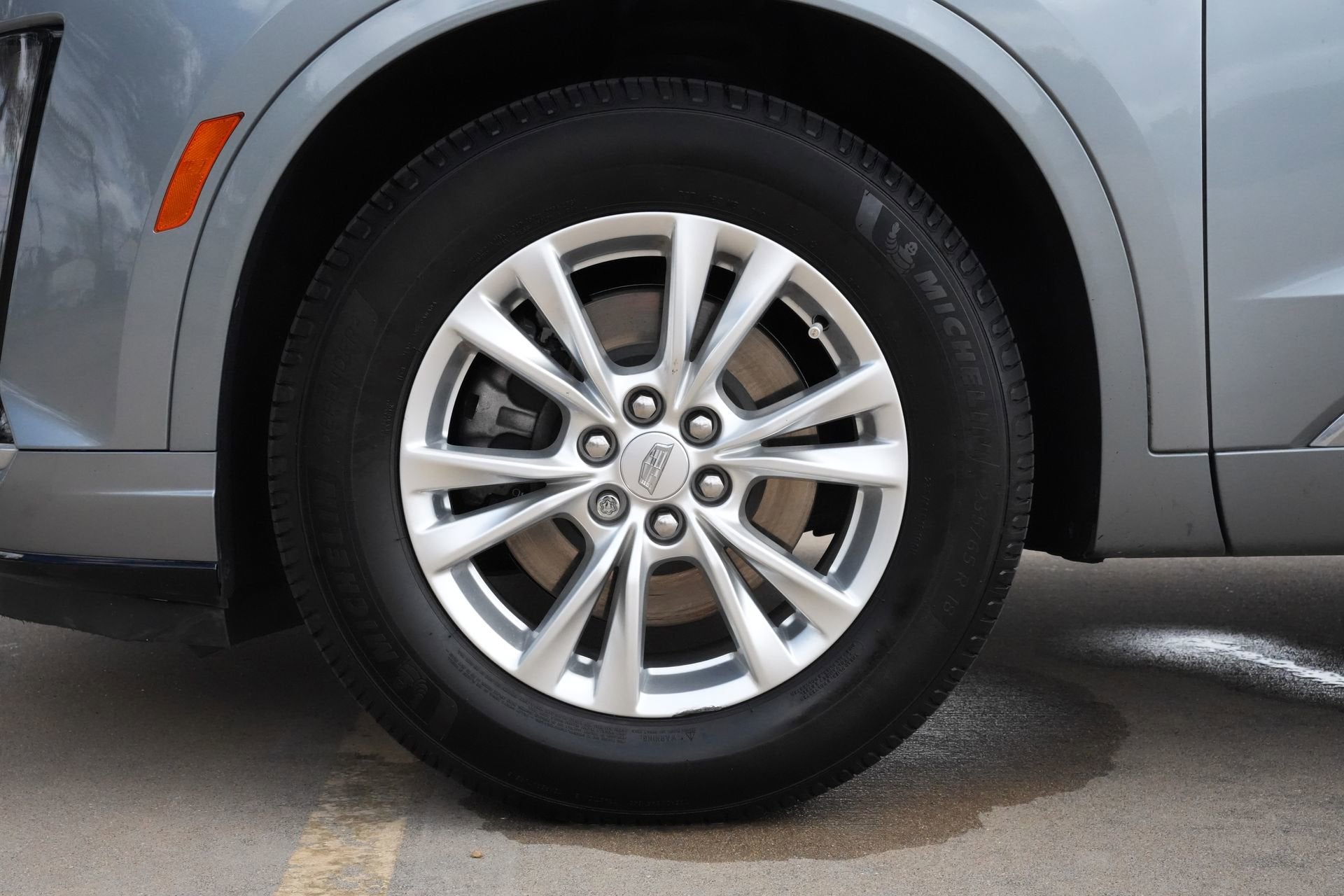 2023 Cadillac XT6 Luxury