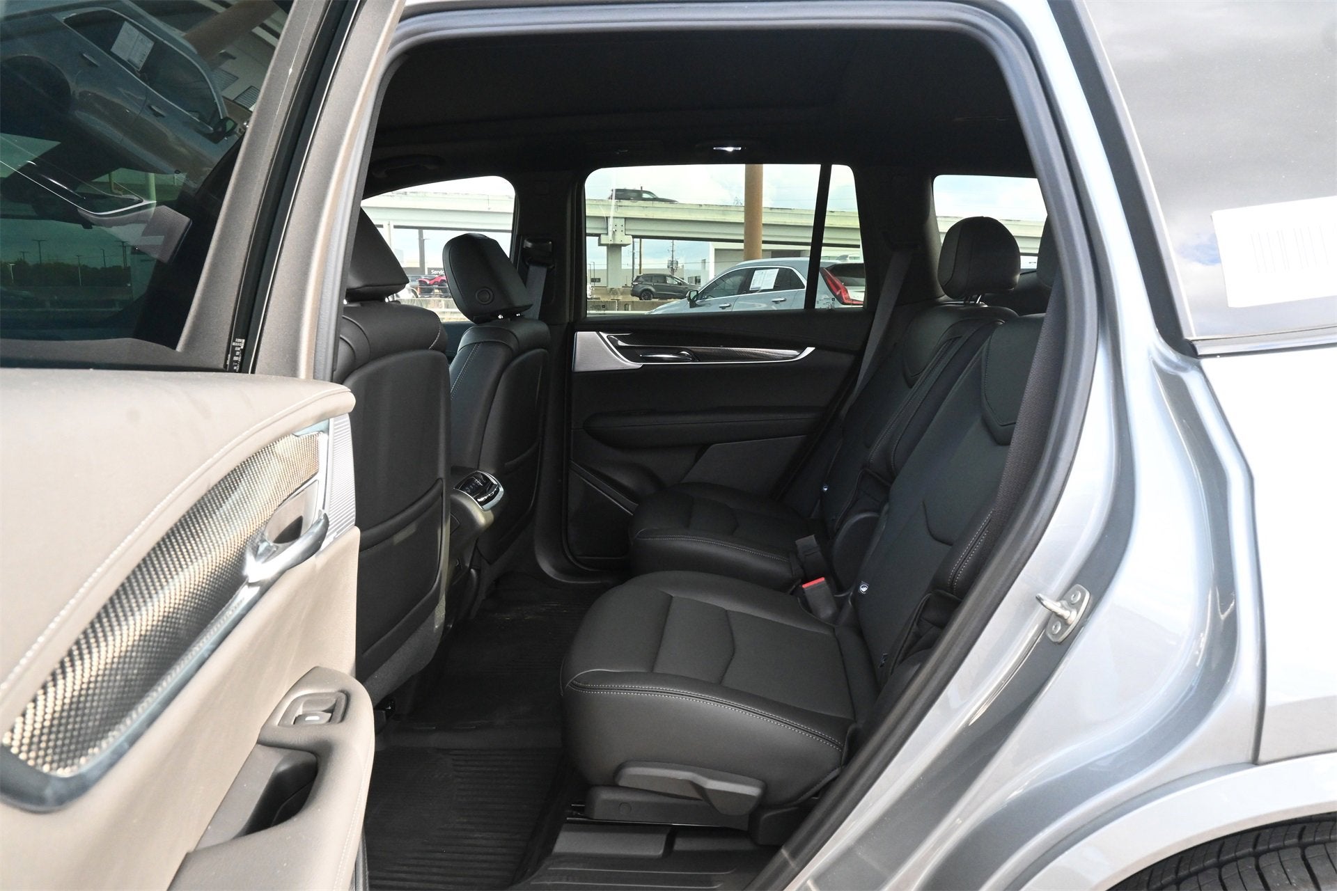 2025 Cadillac XT6 Sport