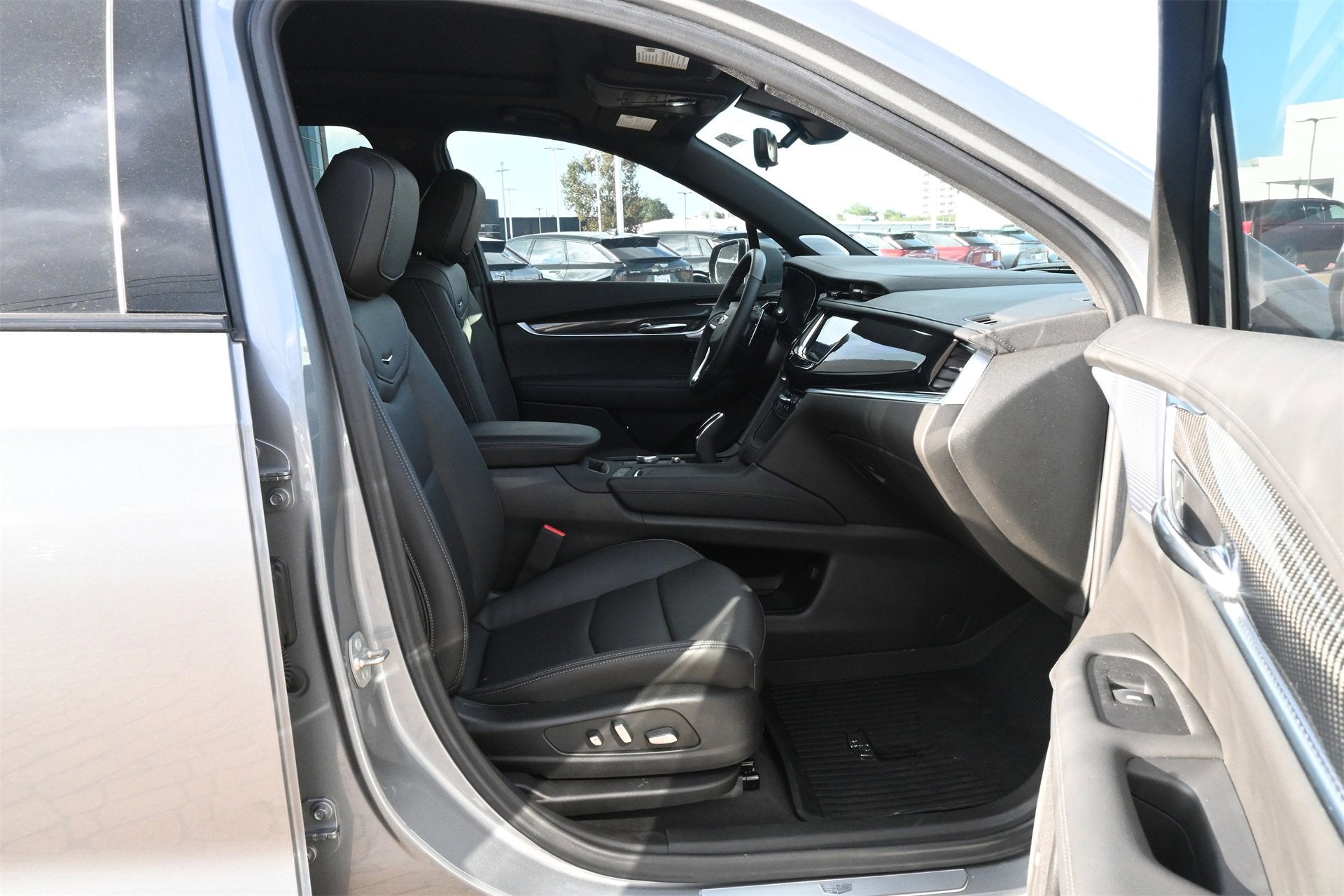 2025 Cadillac XT6 Sport