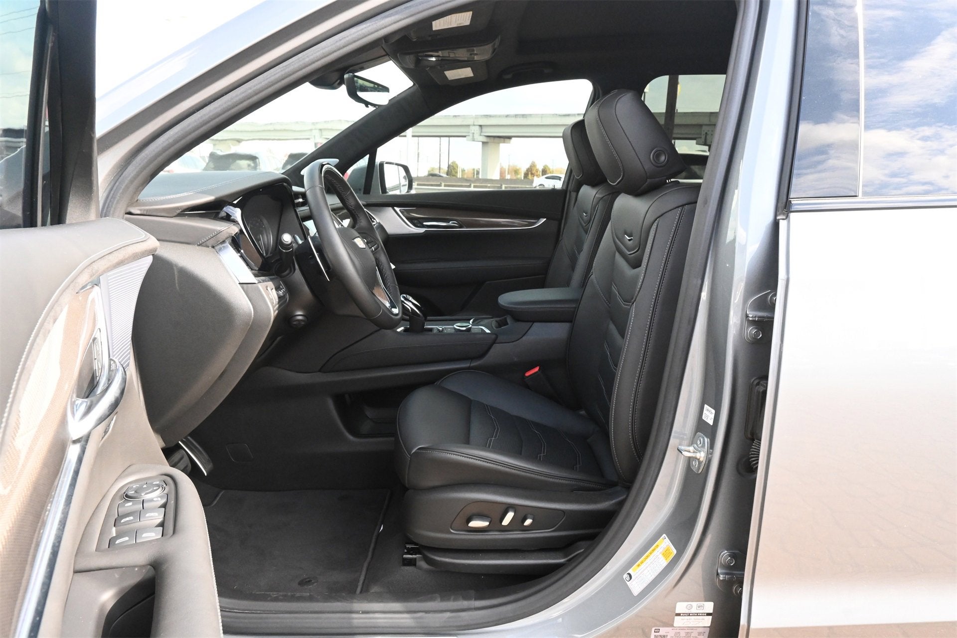 2025 Cadillac XT6 Sport