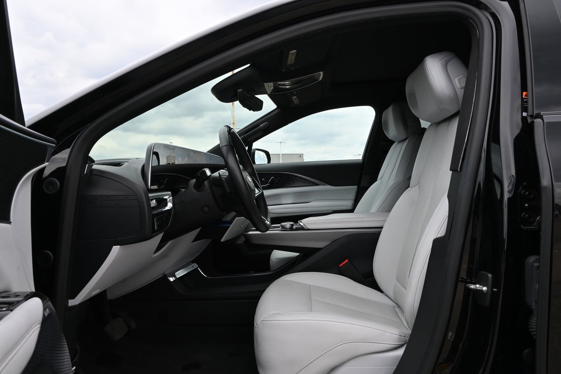 2023 Cadillac LYRIQ RWD Luxury