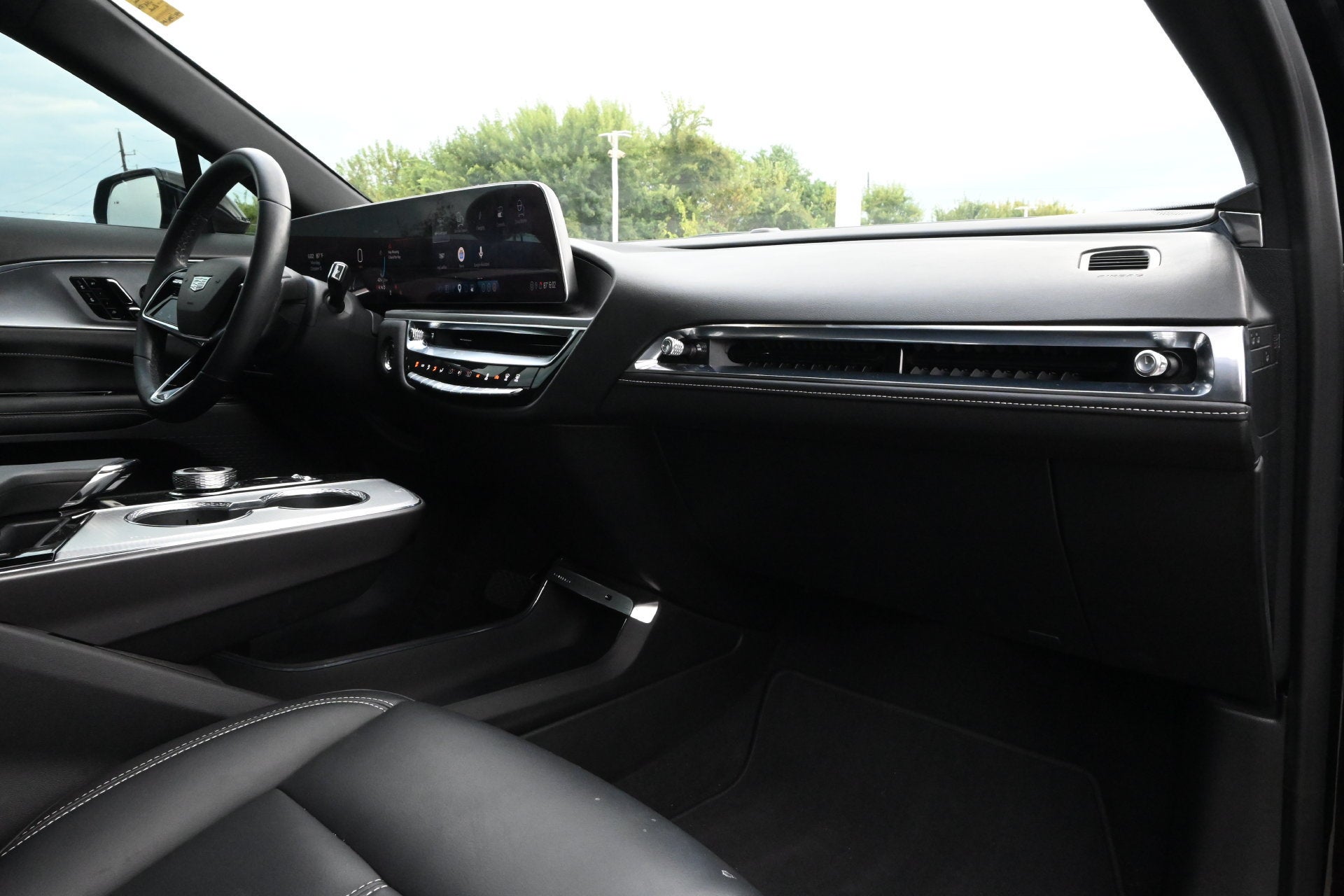 2024 Cadillac LYRIQ Tech