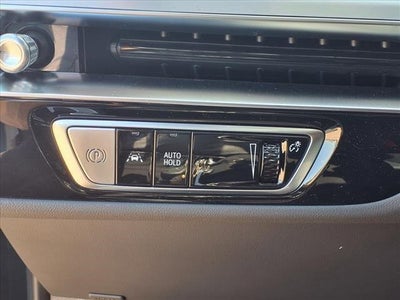 2025 Cadillac LYRIQ Luxury 1