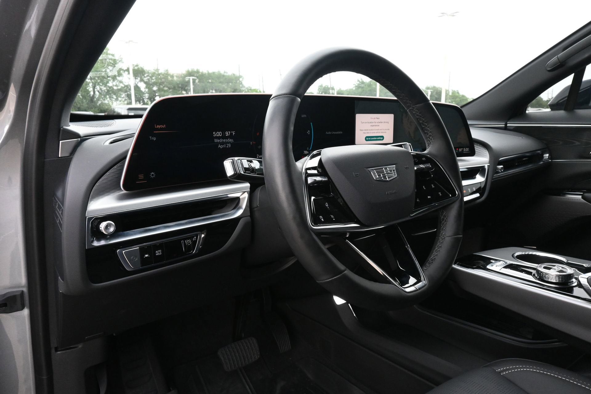 2025 Cadillac LYRIQ Luxury 1