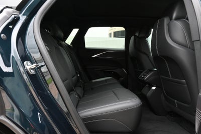 2024 Cadillac LYRIQ Luxury 1