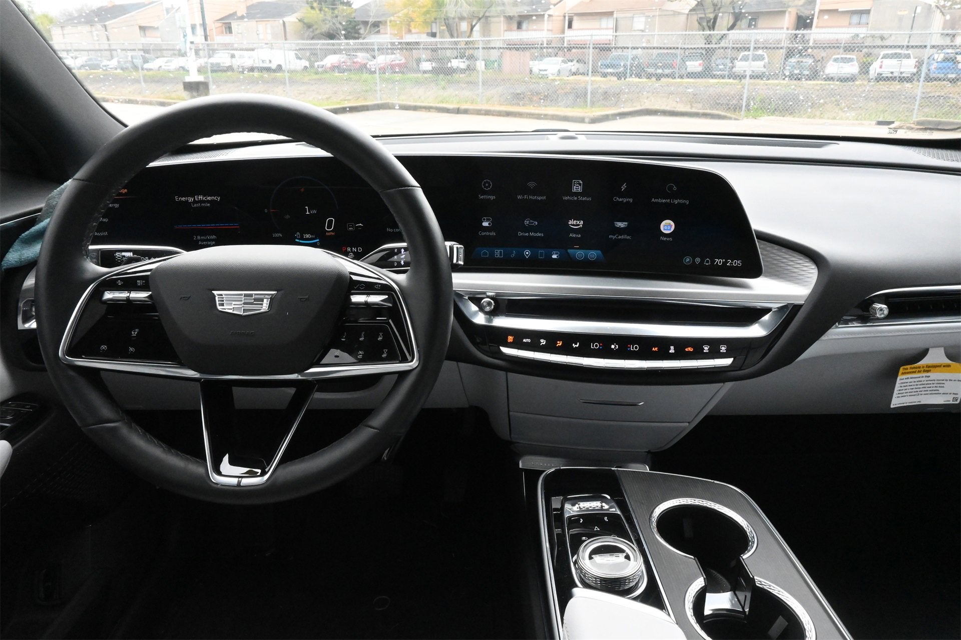 2024 Cadillac LYRIQ Luxury 1