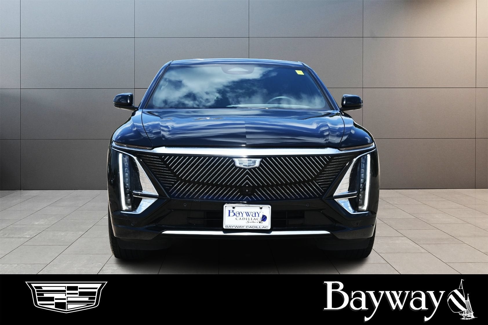 2024 Cadillac LYRIQ Luxury 1