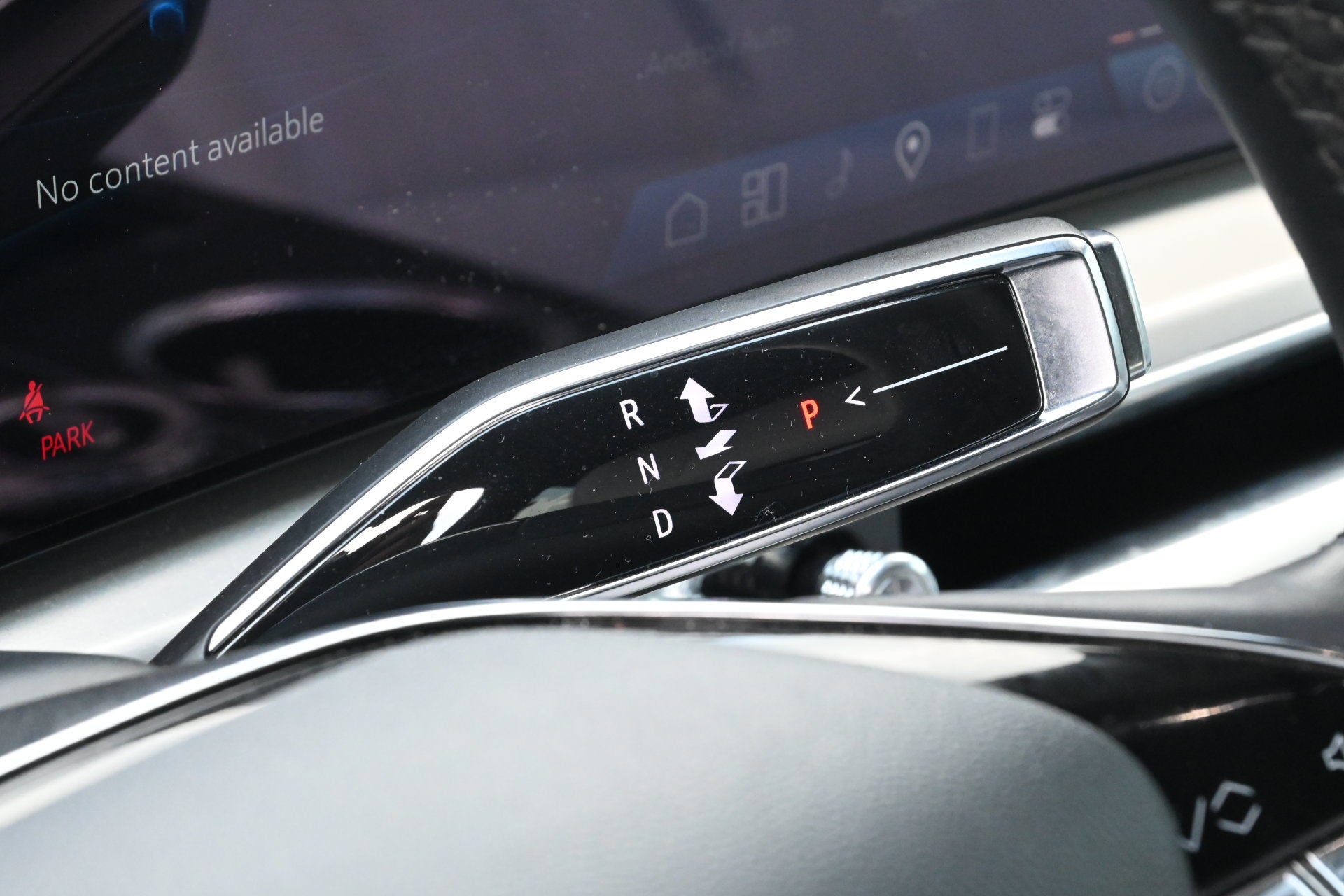 2024 Cadillac LYRIQ Luxury 1