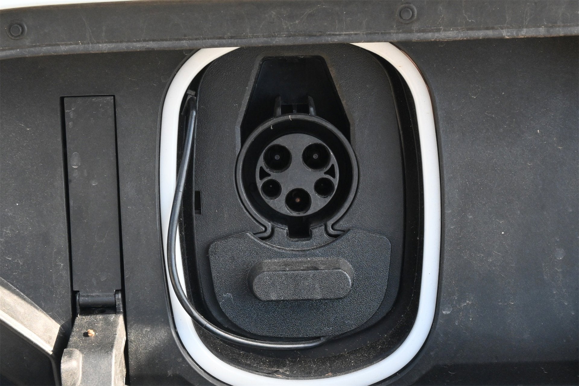 2024 Cadillac LYRIQ Luxury 1