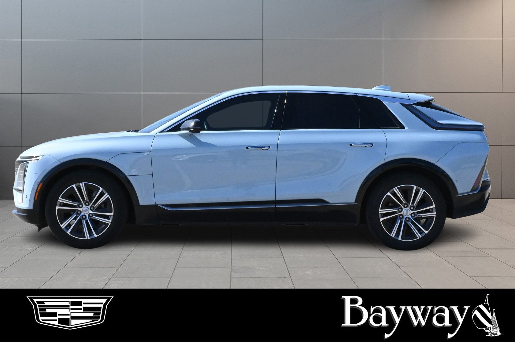 2024 Cadillac LYRIQ Luxury 1