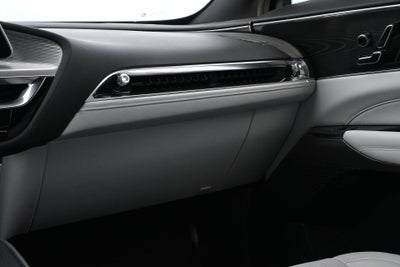 2024 Cadillac LYRIQ Luxury 1