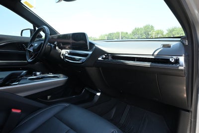 2024 Cadillac LYRIQ Luxury 1