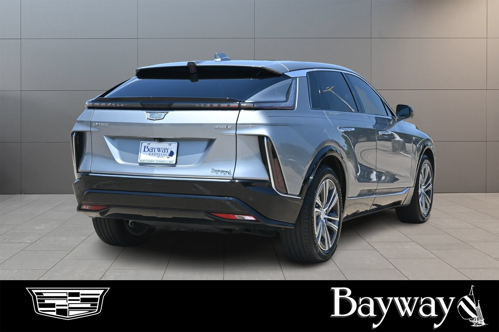 2024 Cadillac LYRIQ Luxury 1
