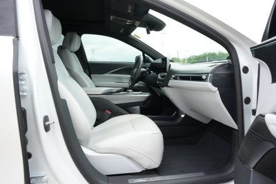 2024 Cadillac LYRIQ Luxury 1