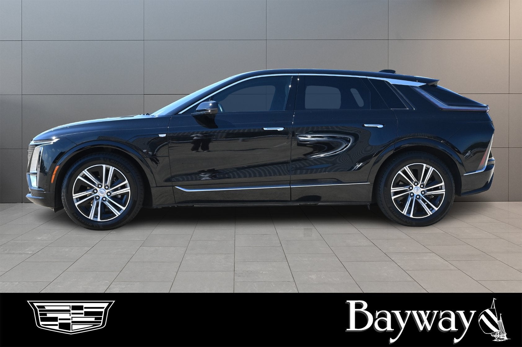 2024 Cadillac LYRIQ Luxury 1