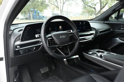 2024 Cadillac LYRIQ Luxury 2