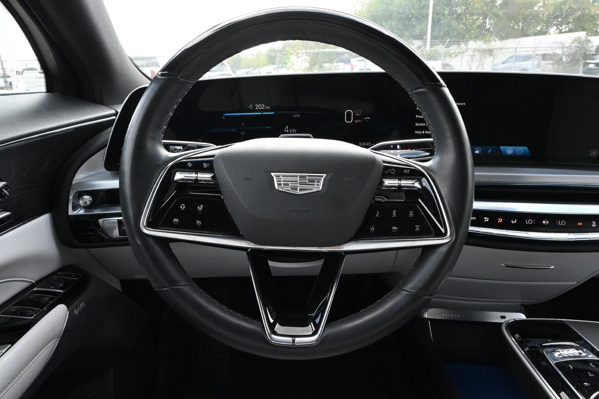 2024 Cadillac LYRIQ Luxury 2