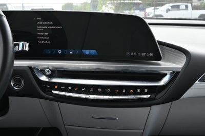 2024 Cadillac LYRIQ Luxury 2